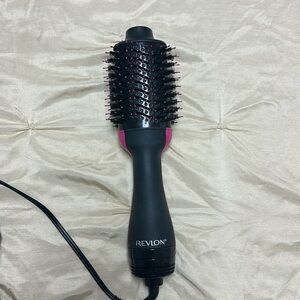 REVLON One-Step Volumizer Hair Dryer and Styler
